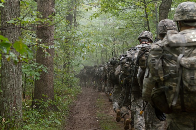 82nd Airborne Division paratroopers train in Georgia mountains 2 of 10