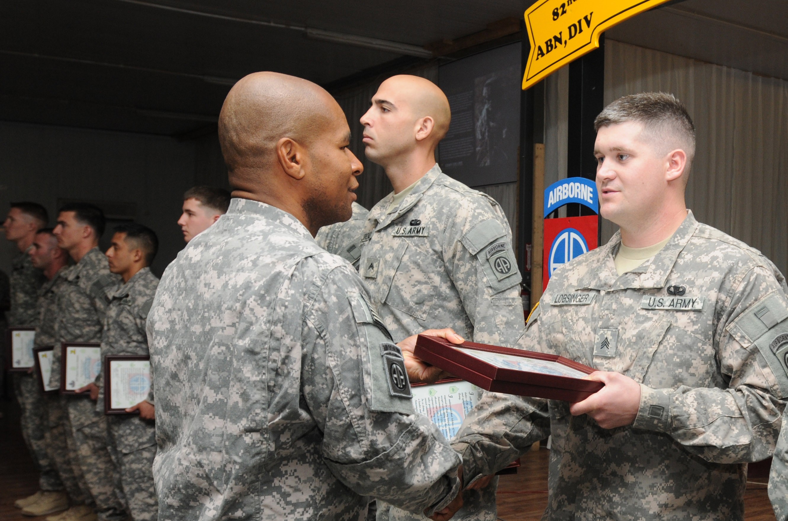 Paratroopers inducted into historic corps | Article | The United States ...