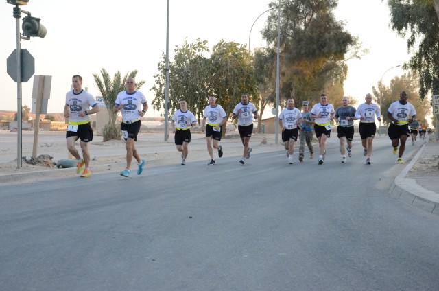 Service members deployed to Iraq shadow run Army Ten-Miler