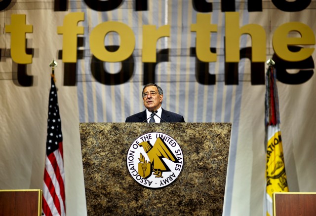 Leon E. Panett at 2011 AUSA Annual Meeting and Exposition