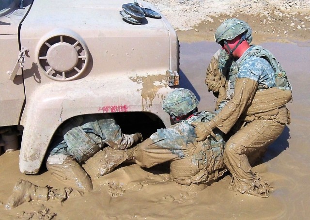 Soldiers learn vehicle recovery in Afghanistan