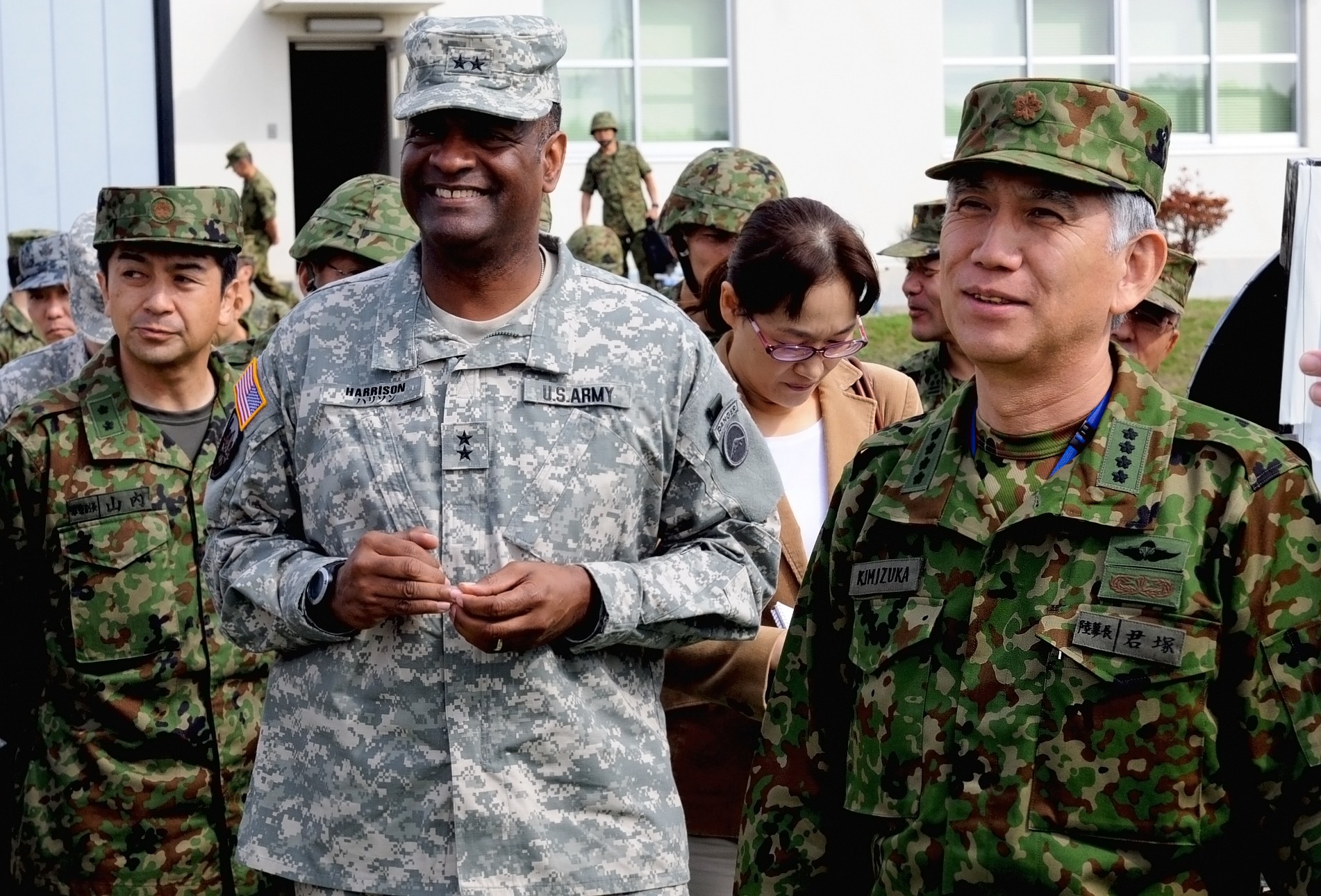 Generals visit their Forces | Article | The United States Army