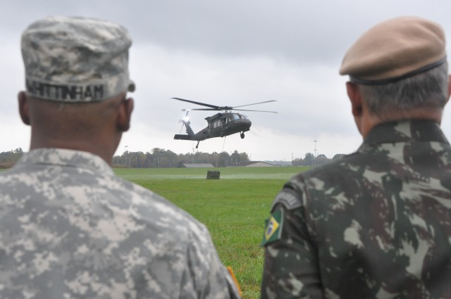 Brazilian Army VIPs scouting air mobile, assault excellence