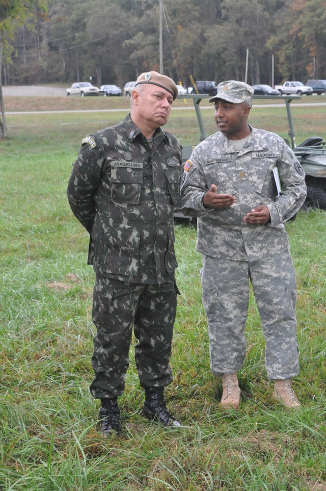 Brazilian Army VIPs scouting air mobile, assault excellence