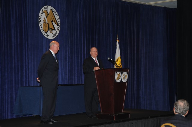 Under SecArmy discusses key issues at the 2011 AUSA Annual Meeting and Exposition