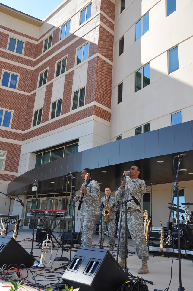 FORSCOM band holds