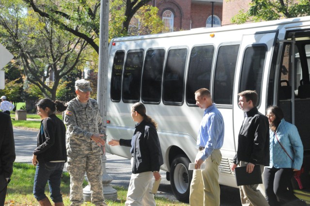 Congressional Staff Members attend Army Day - MDW