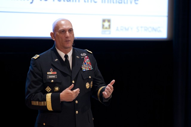 CSA challenges Army War College students to define, develop Army of future