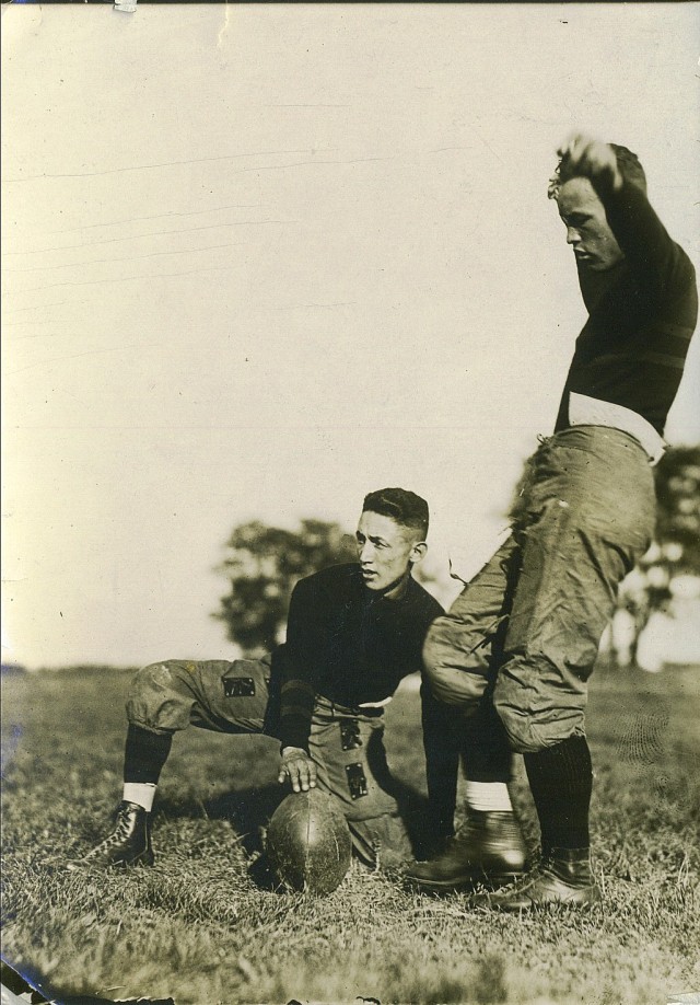 Carlisle Indian School Football