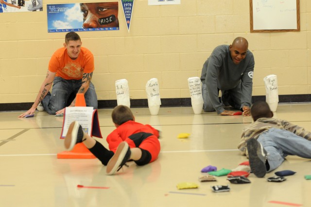 Sustainers assist with Pierce Elementary fall festival