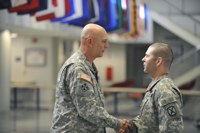 CSA Odierno visits 10th Mountain Division 