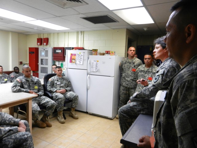 Brig. Gen. Haigler meets with Guam Signaleers during first Pacific tour