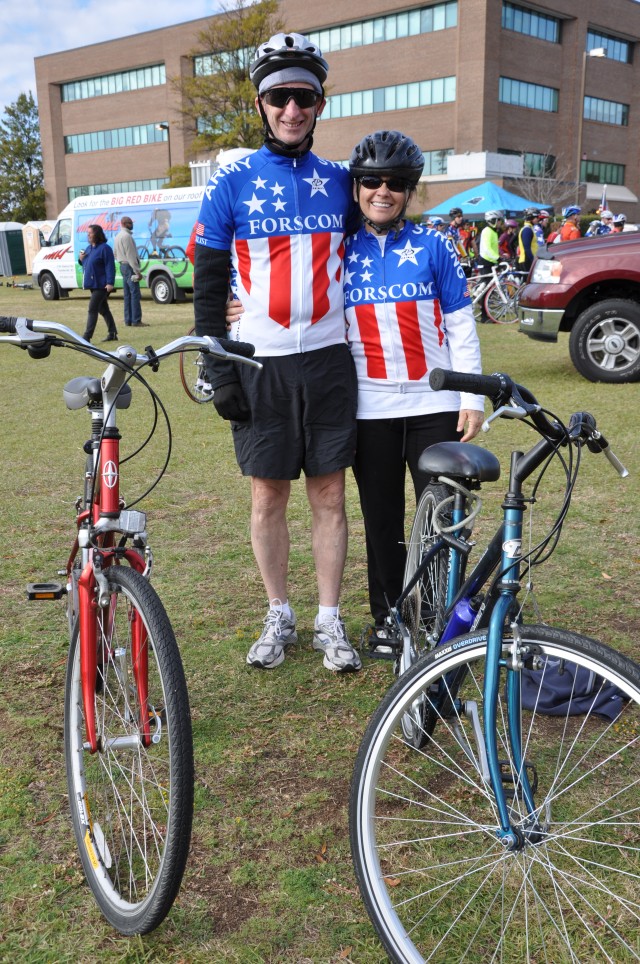 FORSCOM leaders bike in 2nd Annual Ride 2 Recovery Cyclefest