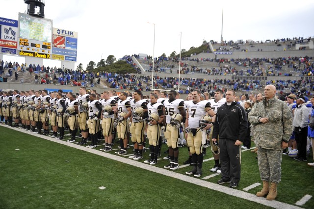 CSA Odierno attends Army vs. Air Force game