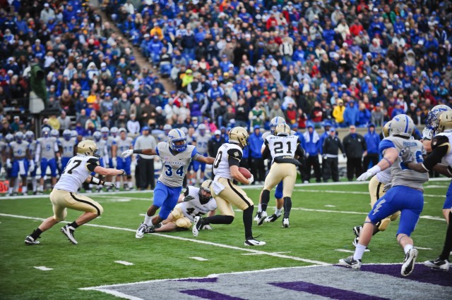 CSA Odierno attends Army vs. Air Force game