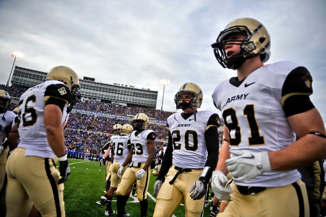 CSA Odierno attends Army vs. Air Force game