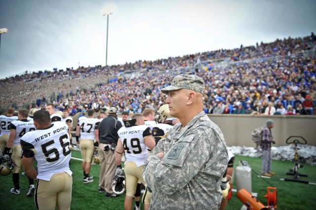 CSA Odierno attends Army vs. Air Force game