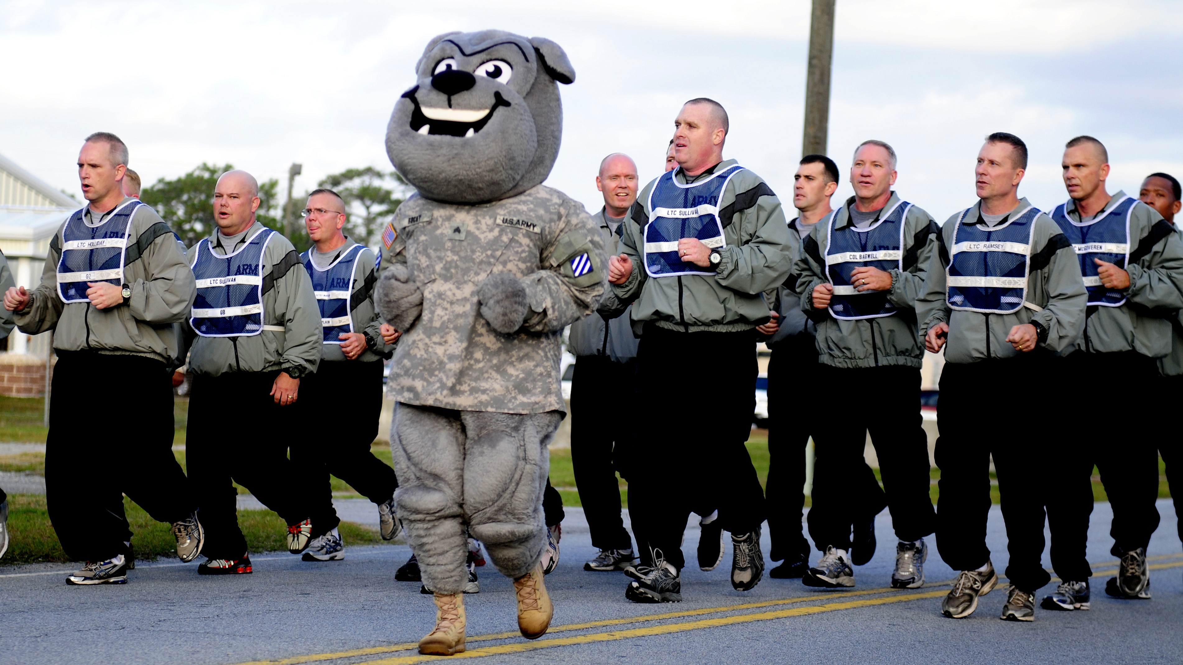 Marne Soldiers rock through historic division run | Article | The ...