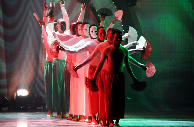 'Carnival' show brings entertainment for Soldiers, by Soldiers to Wiregrass