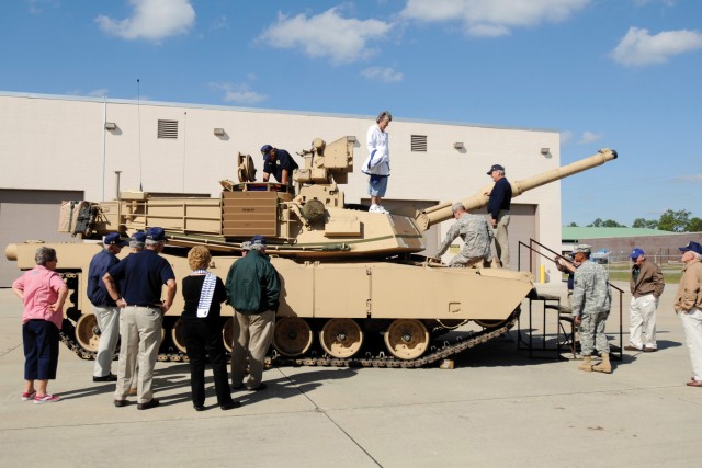 Retired Veterans spend day with current 'Cottonbaler' Soldiers