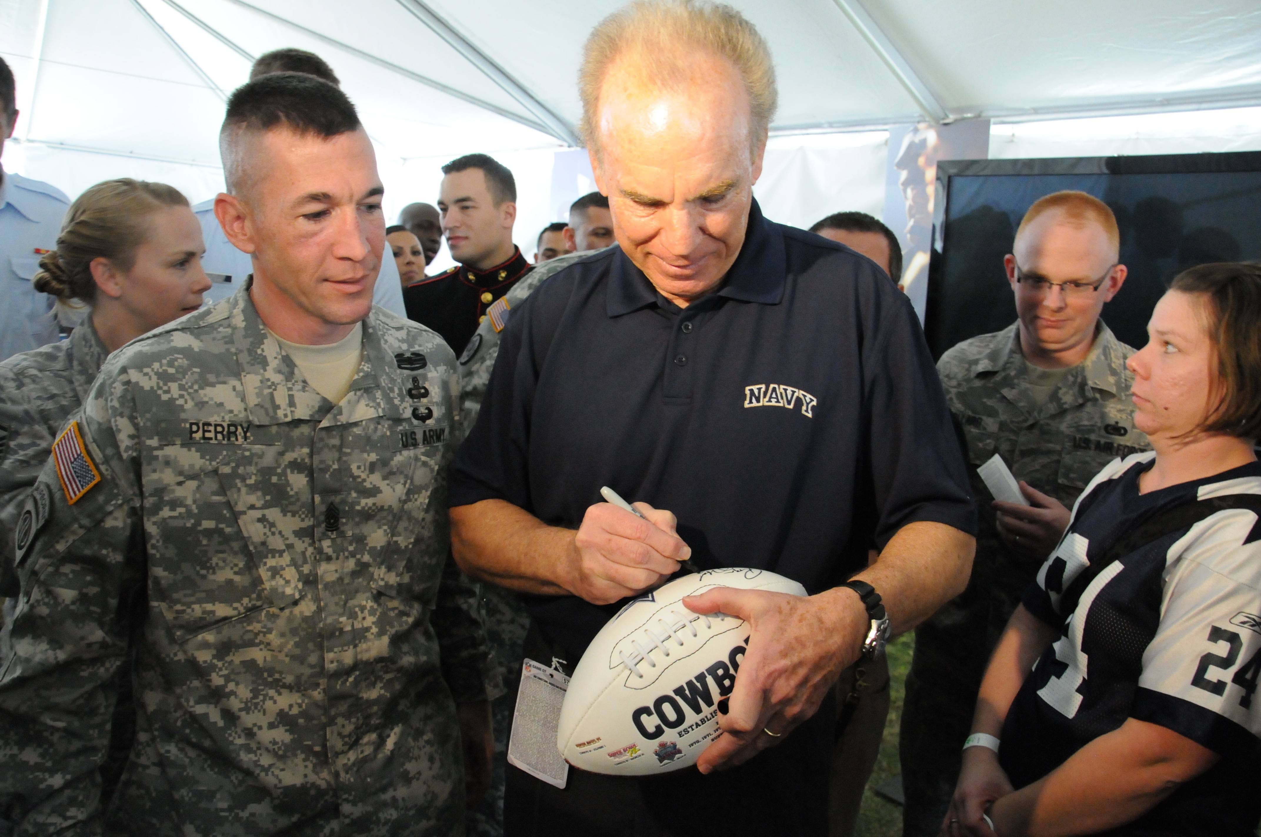 Photos: Salute to our heroes! Dallas Cowboys honor service members