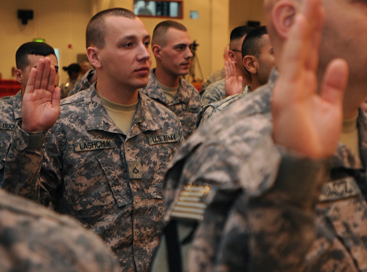 All Americans 2/82 Infantrymen gain U.S. citizenship in Kuwait