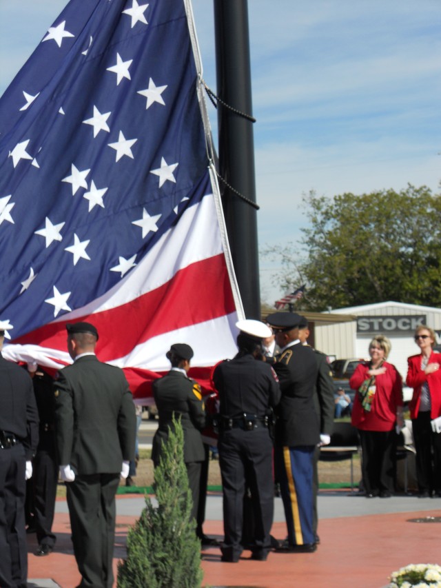 13th ESC, City of Belton Dedicate Flag Pole on Veteran's Day