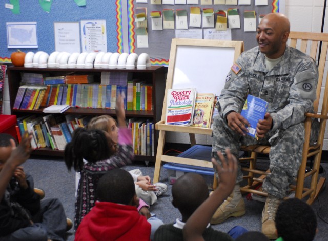 Third Army Soldiers read to Wilder Elementary School students