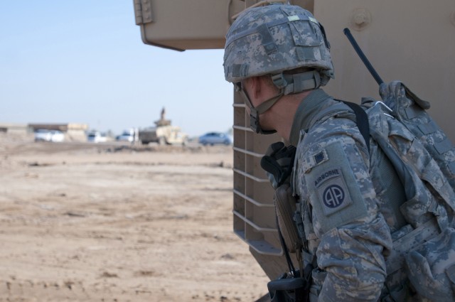Infantrymen ensure smooth passage of U.S. military forces through Baghdad