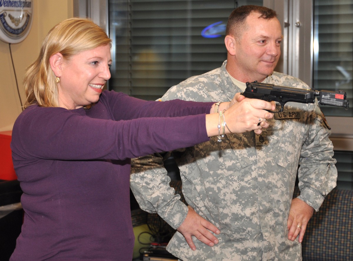 Teachers tour Giving educators greater insight into military life