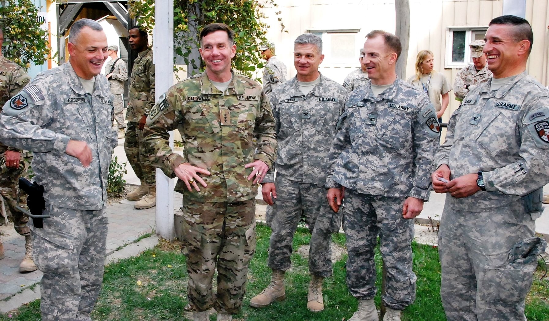 DCOM-Regional support hosts Afghan general, Article