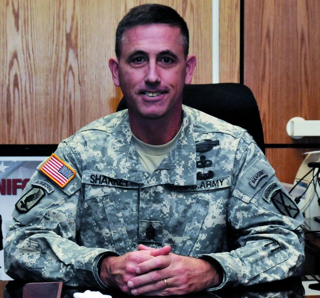 Command Sergeant Major Helps Lead Division Through Transition Period