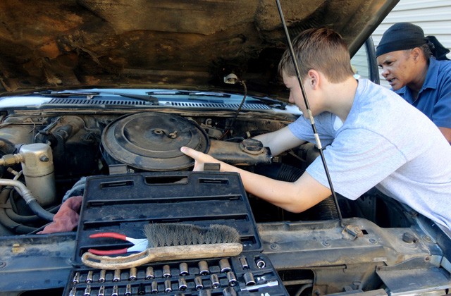EDGE! project gives youth hands-on auto experience