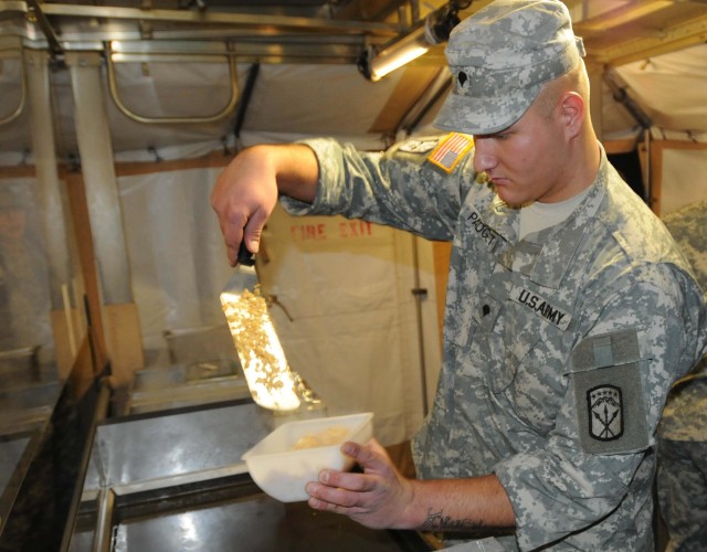 Soldier prepares competitive meal 