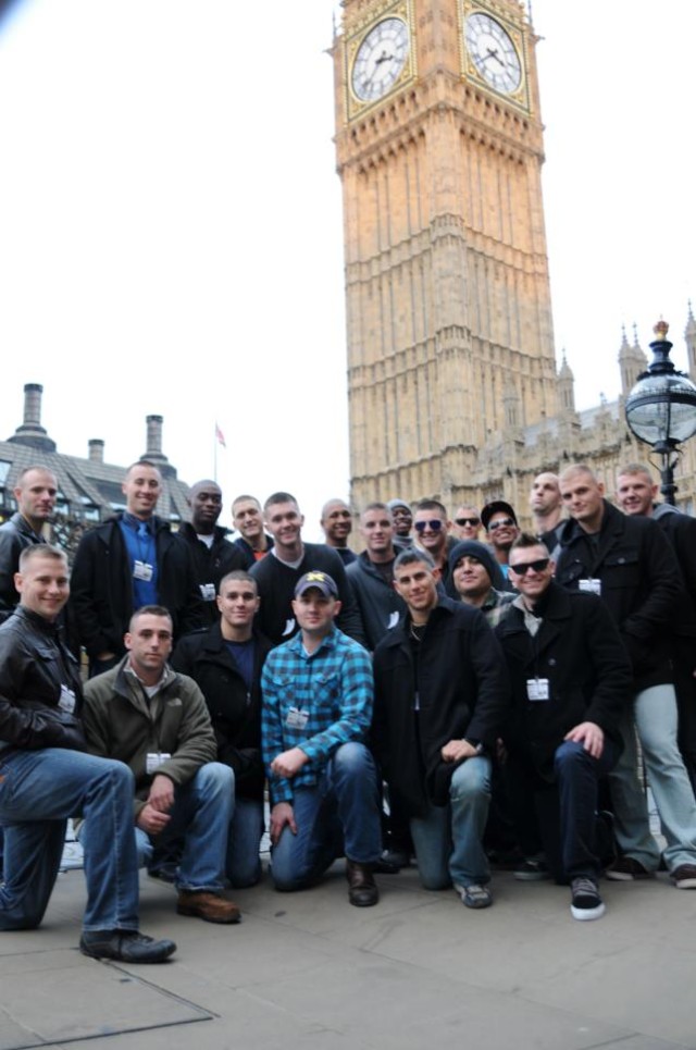 U.S. Army Drill Team Performs in London