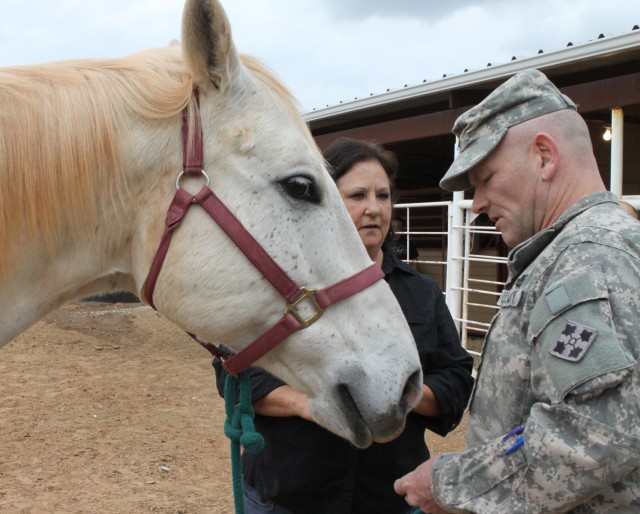 Horse therapy helps wounded Soldiers at Fort Sill