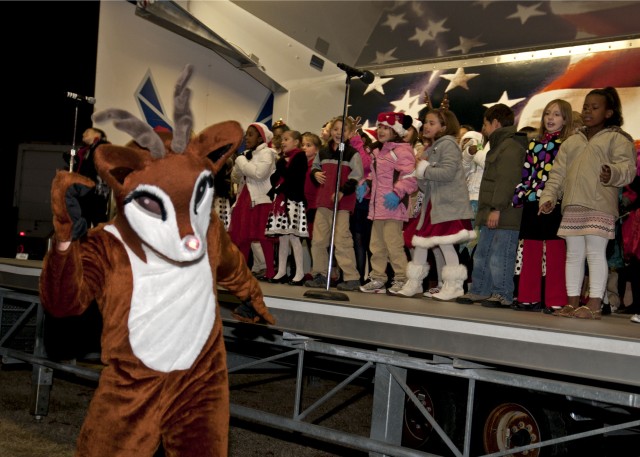 Families kick off the holidays at Fort Bragg Christmas Tree Lighting Ceremony