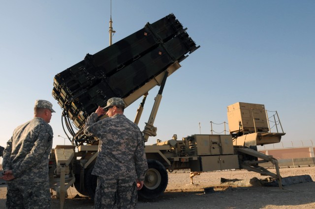 Third Army CSM visit troops in Southwest Asia