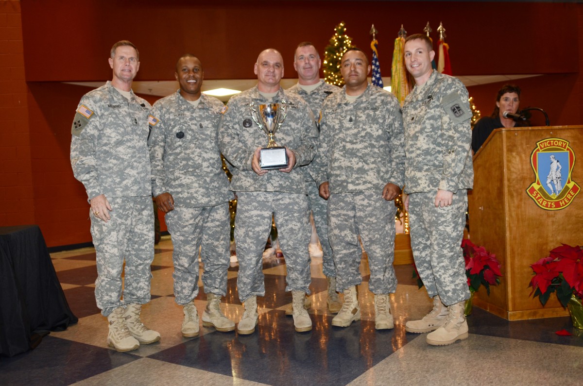 Sports season wraps up with banquet Article The United States Army