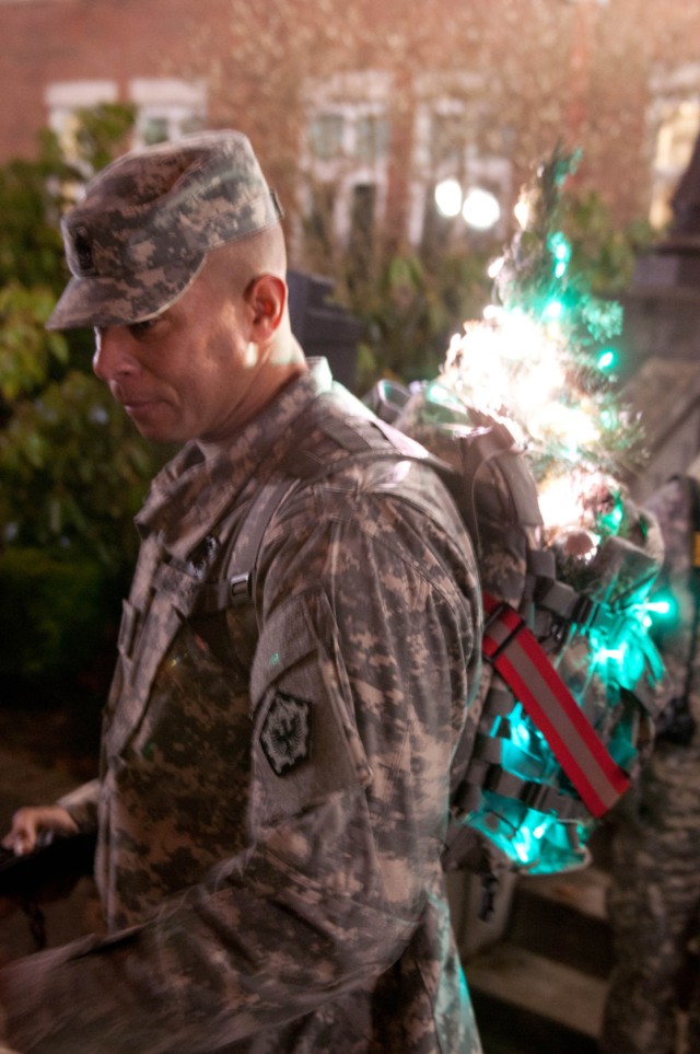 Soldiers donate to Santa's Castle effort