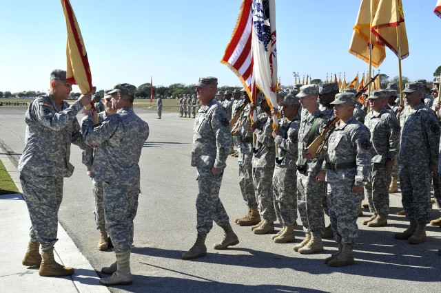 IMCOM Command Changes Hand