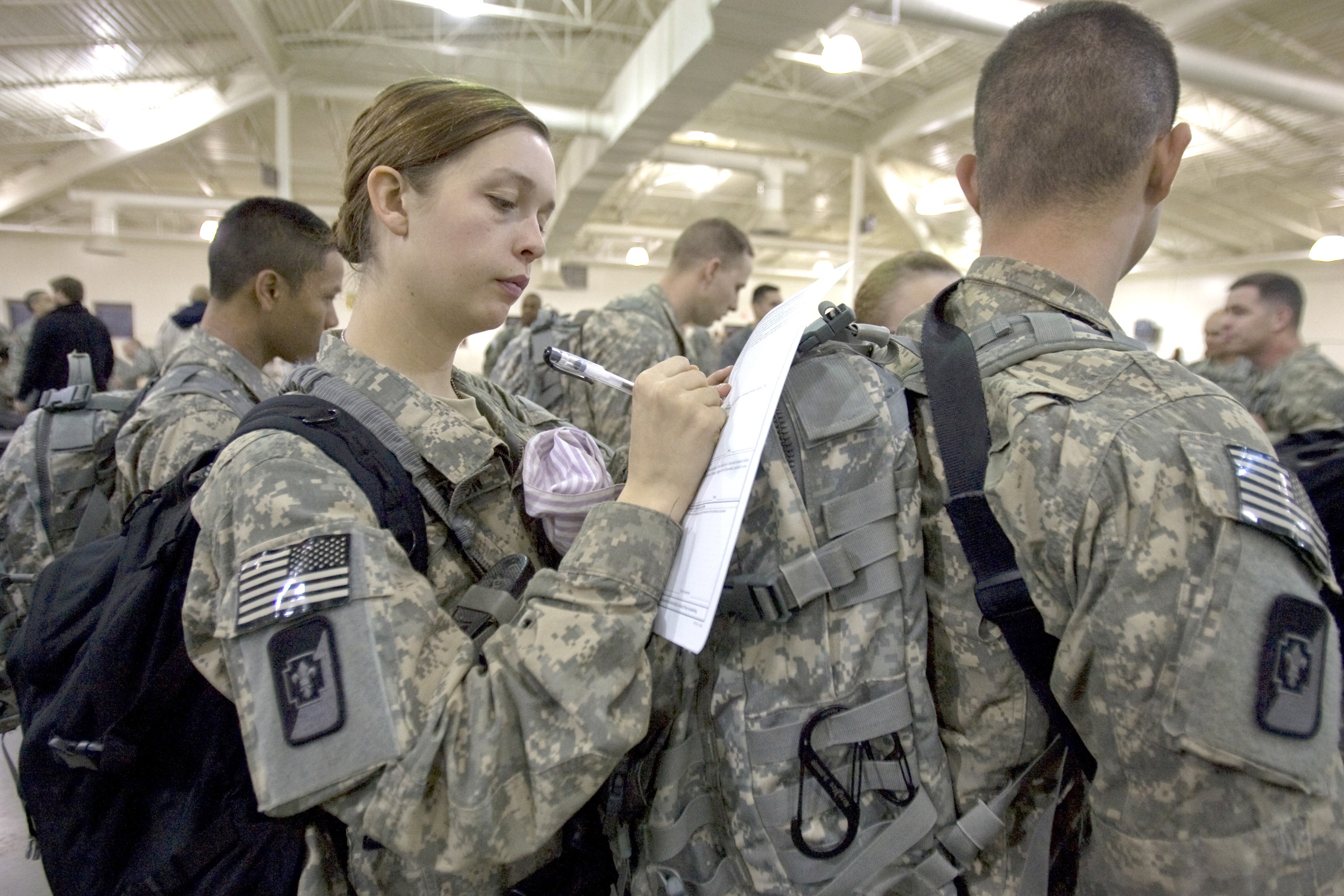 Last major JBLM troop movement from Iraq finally home | Article | The ...