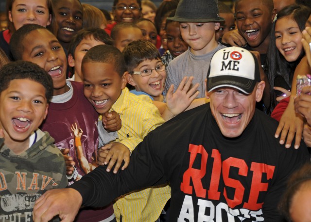 WWE Superstars, Divas surprise Soldiers at work