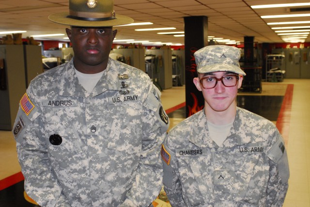 Drill sergeant saves private's life