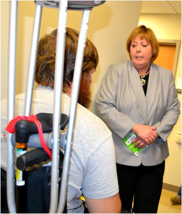 APG coordinates CSSC visit to wounded warriors at Walter Reed