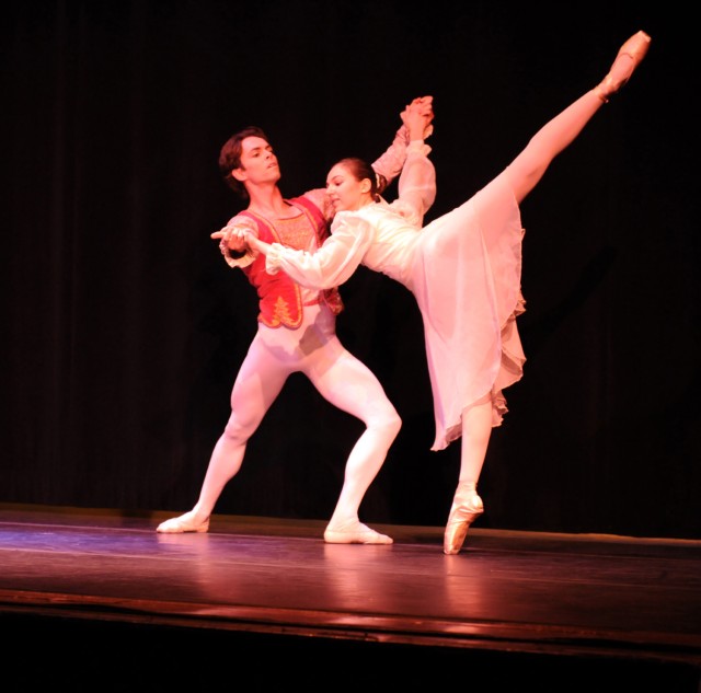 Fort Bragg ballerinas perform the 'Nutcracker' 