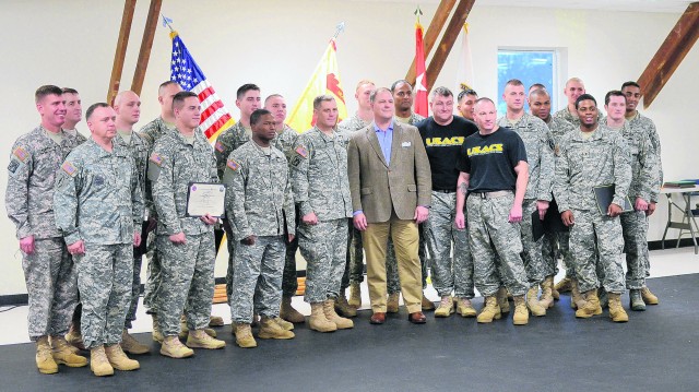 Servicemembers join ranks of combatives instructors