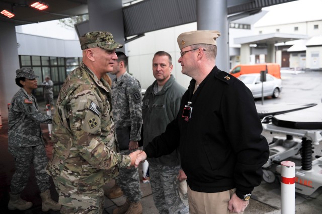 Chief of Staff of the Army visits Landstuhl Regional Medical Center