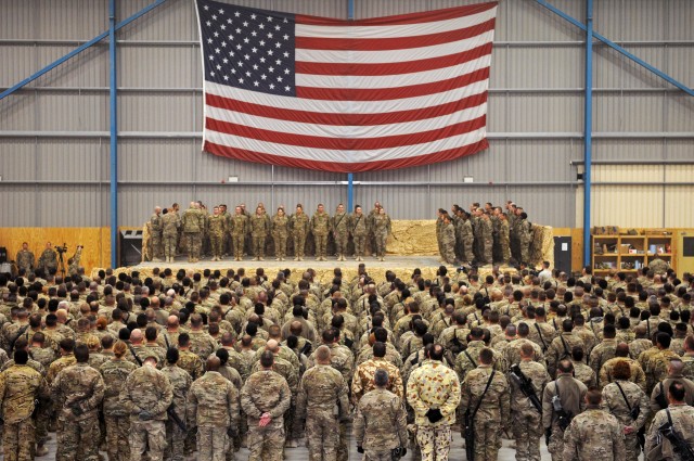 Army Chief of Staff Gen. Raymond Odierno presents awards to Soldiers on Kandahar Airfield