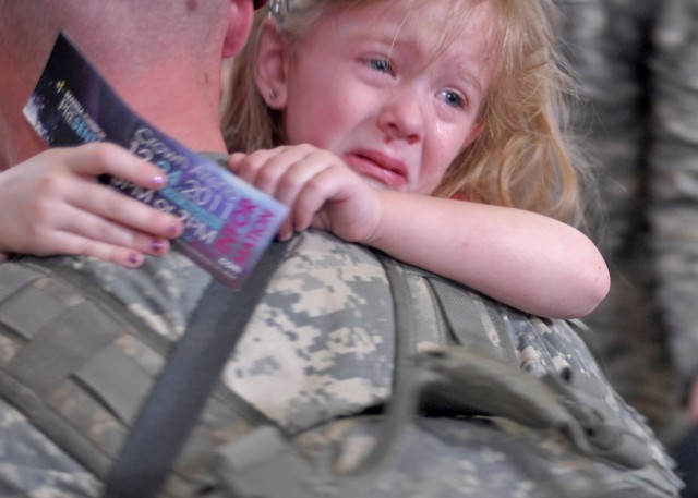 Home for the holidays: Last Soldiers redeploy to Fort Bragg from Iraq